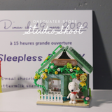 HSANHE Peanuts® Snoopy Town Tale Flower Shop Building Block Set-One Quarter
