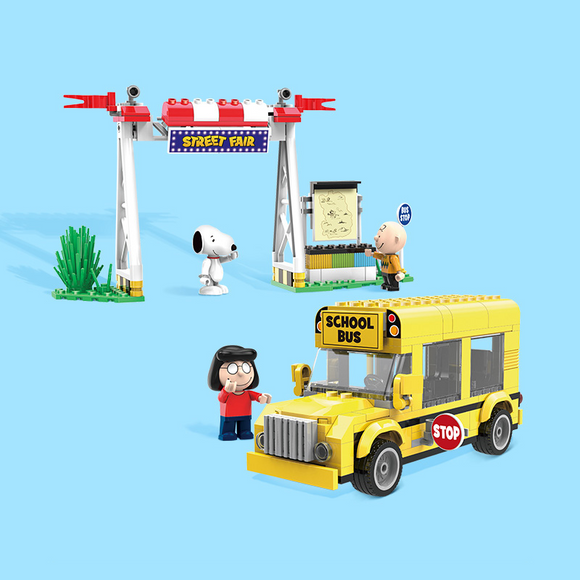LiNooS Peanut® Snoopy Street Fair School Bus Building Block Set-One Quarter