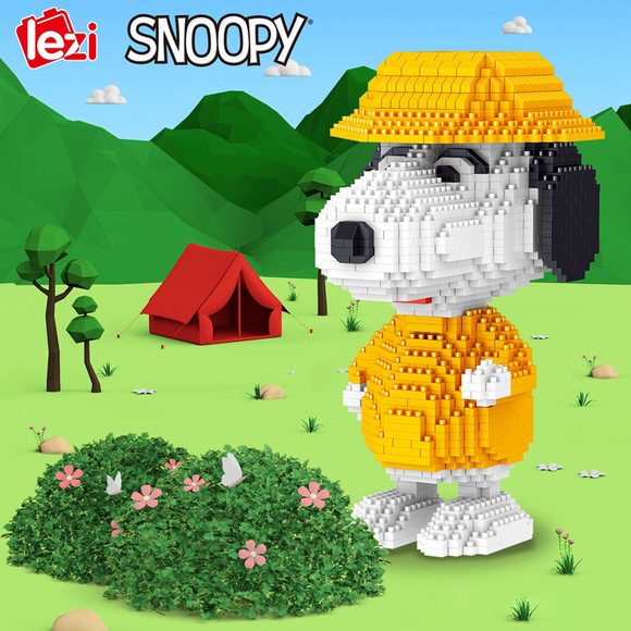 LiNooS Peanuts® Snoopy Figures Yellow Raincoat Snoopy Micro-Diamond Particle Building Block Set-One Quarter