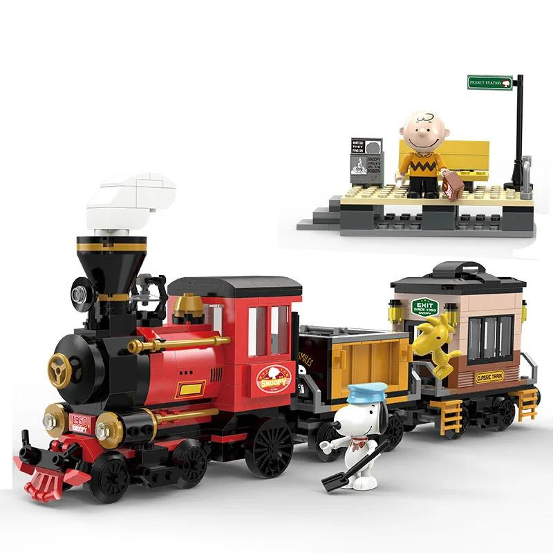 Peanuts® Snoopy Railways Steam Train Building Block Set