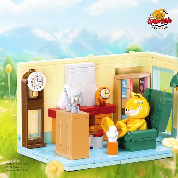 Sluban Garfield Living Room Couch Potato Building Block Set-One Quarter