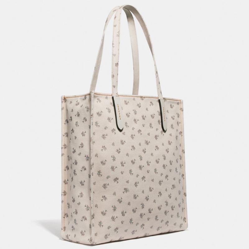 Disney Dumbo the Elephant Tote One Quarter